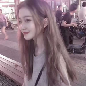 快手网红时尚女生QQ头像 16张好看又时髦