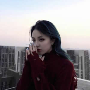 女生超拽霸气女王范QQ头像 简约大气又时髦（共16组）