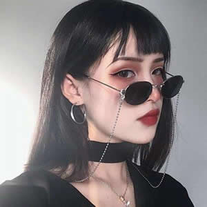 超拽霸气高冷女生头像 16张高清无水印合集