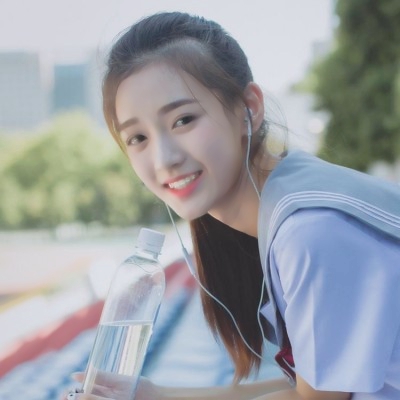 15张充满青春活力的可爱阳光少女头像合集