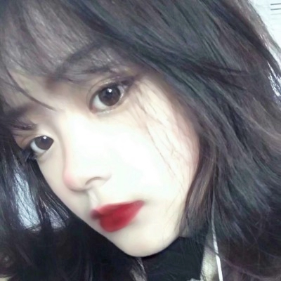 23张高清女生脸部局部特写头像合集