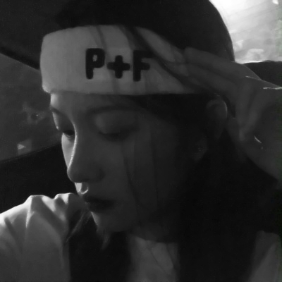 16张高清超拽QQ女生头像 酷感拉满的女生头像合集