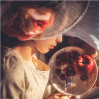 好看的侧面女生QQ头像合集 共18张