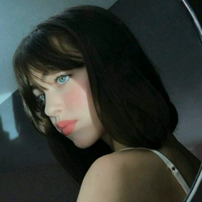 26张高清好看的欧美女生QQ头像合集