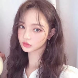 快手网红时尚女生QQ头像 16张好看又时髦