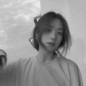 16张高清好看的QQ黑白女生头像合集