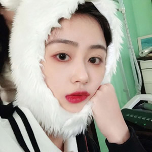 原宿风女头像高清合集！16张氛围感拉满的女生头像