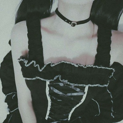8张高清好看的女生性感锁骨QQ头像分享