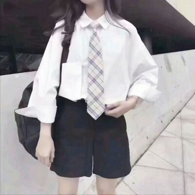 霸气又带感！18张带点随性态度的女生头像