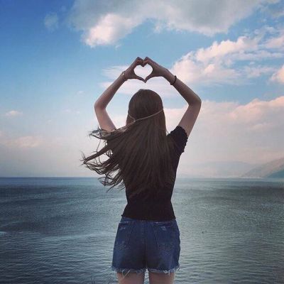 微信头像女生唯美背影 24张高清好看的精选合集来了