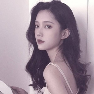 小清新又带高冷感的女生头像来啦！16张高清质感图直接拿走