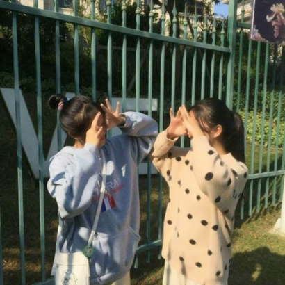 22张高清好看的女生双人闺蜜头像，一次配齐两张配对款