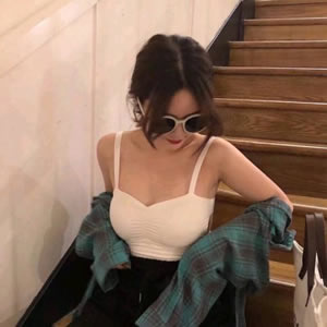 女生超拽霸气颓废头像 12张高清图合集