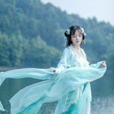 23张高清古装美女头像合集 氛围感拉满的古风女头