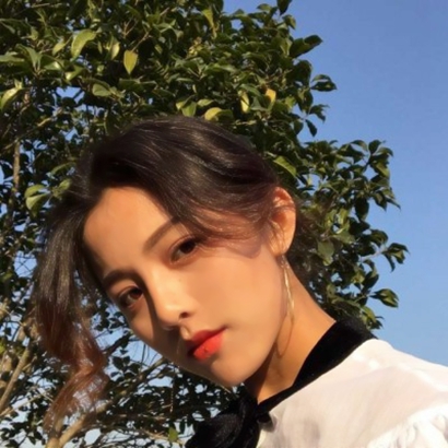 24张高清潮流女生微信头像 时尚感拉满