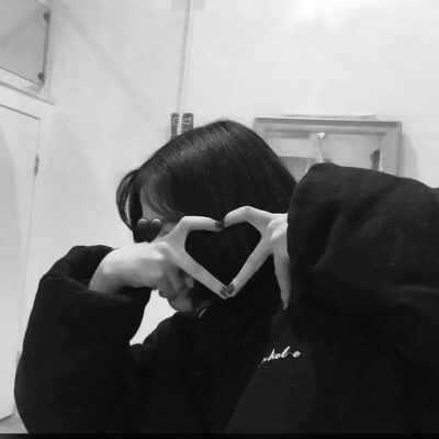 12张氛围感拉满的伤感系女生头像 高清意境感拉满