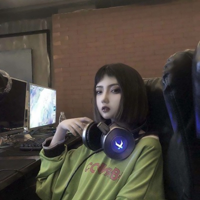 最新霸气女生头像 共9张