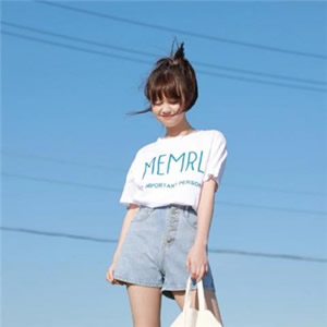 12张高清小清新女生微信头像 好看又百搭