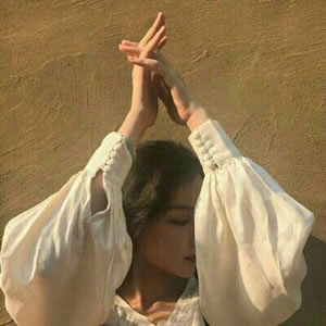 12张高清伤感意境女生头像 适合QQ用的氛围感头像合集