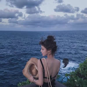 女生海边背影微信头像来啦！16张高清小清新氛围感图直接存