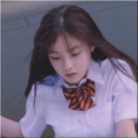21张清纯学生装女生头像 氛围感拉满的唯美头像合集