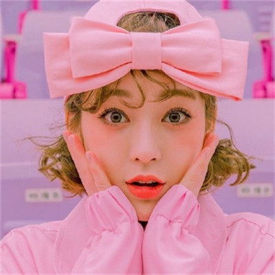 红唇唯美女生头像 12张高清甜酷红唇头像合集