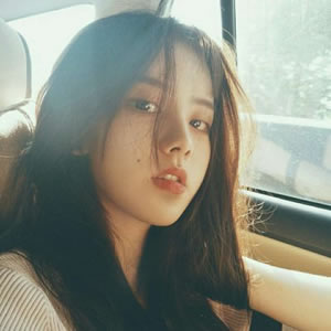 15张清纯淡雅款女生QQ头像 自带文静气质超适配日常用