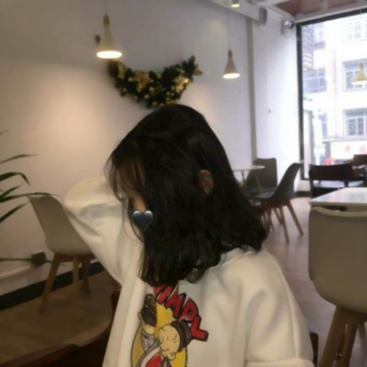 当下超火的短发女生头像合集 21张高清潮流款