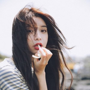 16张清新甜美的女生头像合集 可爱软妹风格高清图