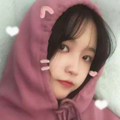 16张带表情的可爱女生头像合集