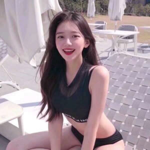 14张高清海边女生QQ头像 氛围感拉满的唯美款