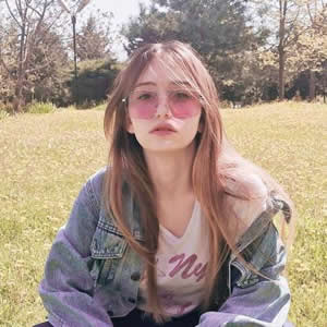 微信欧美高冷女生头像 18张高清好看的欧美范微信头像合集