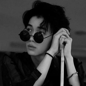 男生超拽冷酷霸气头像合集！14张高清微信头像直接用