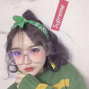 24张氛围感拉满！一左一右的时尚唯美闺蜜头像合集