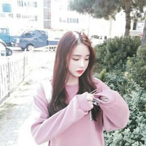 16张高清萌系粉色真人女生头像 软妹感拉满