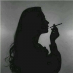 18张孤独抽烟伤感女生头像合集