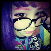 超拽感拉满！21张五颜六色染发女生QQ头像合集