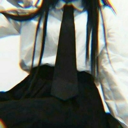 女生衬衫配裙子女头合集来啦 29张超耐看头像