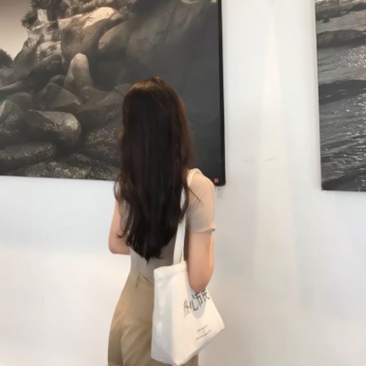超酷时尚女生背影头像合集 18张高清图直接存