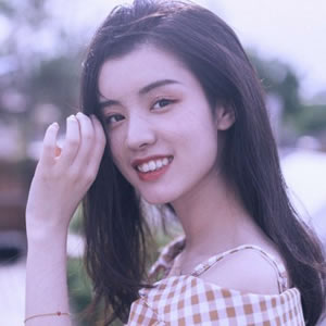 16张高清好看的女生微信头像 清新唯美风格直接存