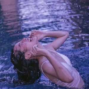 16张高清蓝色系小清新女生QQ头像合集