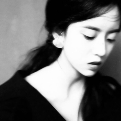最新暗系女生头像来啦！16张高清黑白暗黑风格图一次看够