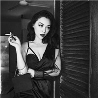 21张高冷御姐风黑白女生头像 成熟气质拉满