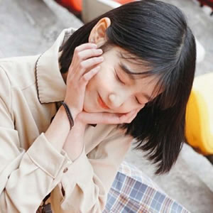 15张清纯淡雅款女生QQ头像 自带文静气质超适配日常用