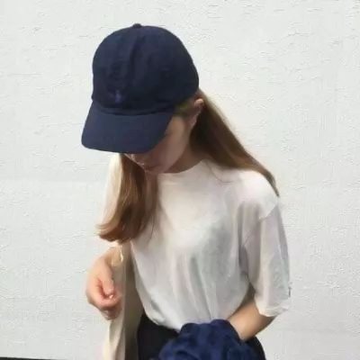 22张干净清爽的白色系纯洁女生头像 高清无修饰