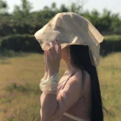 18张气质优雅女生微信头像 高清质感直接用