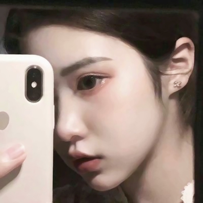 款高冷霸气个性女生头像 共30张