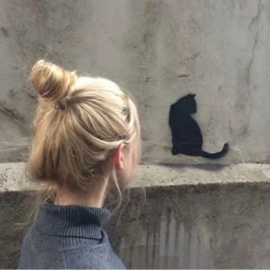 18张清纯感拉满的丸子头女生头像 背影侧脸款高清图