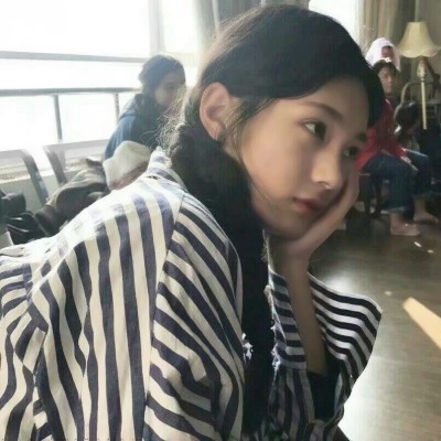 24张软萌可爱女生高清头像合集
