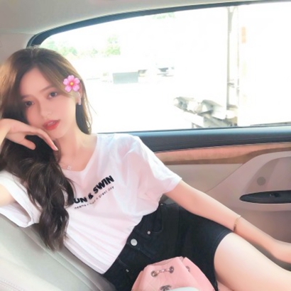 35张优雅有女人味的微信头像 高清好看直接用